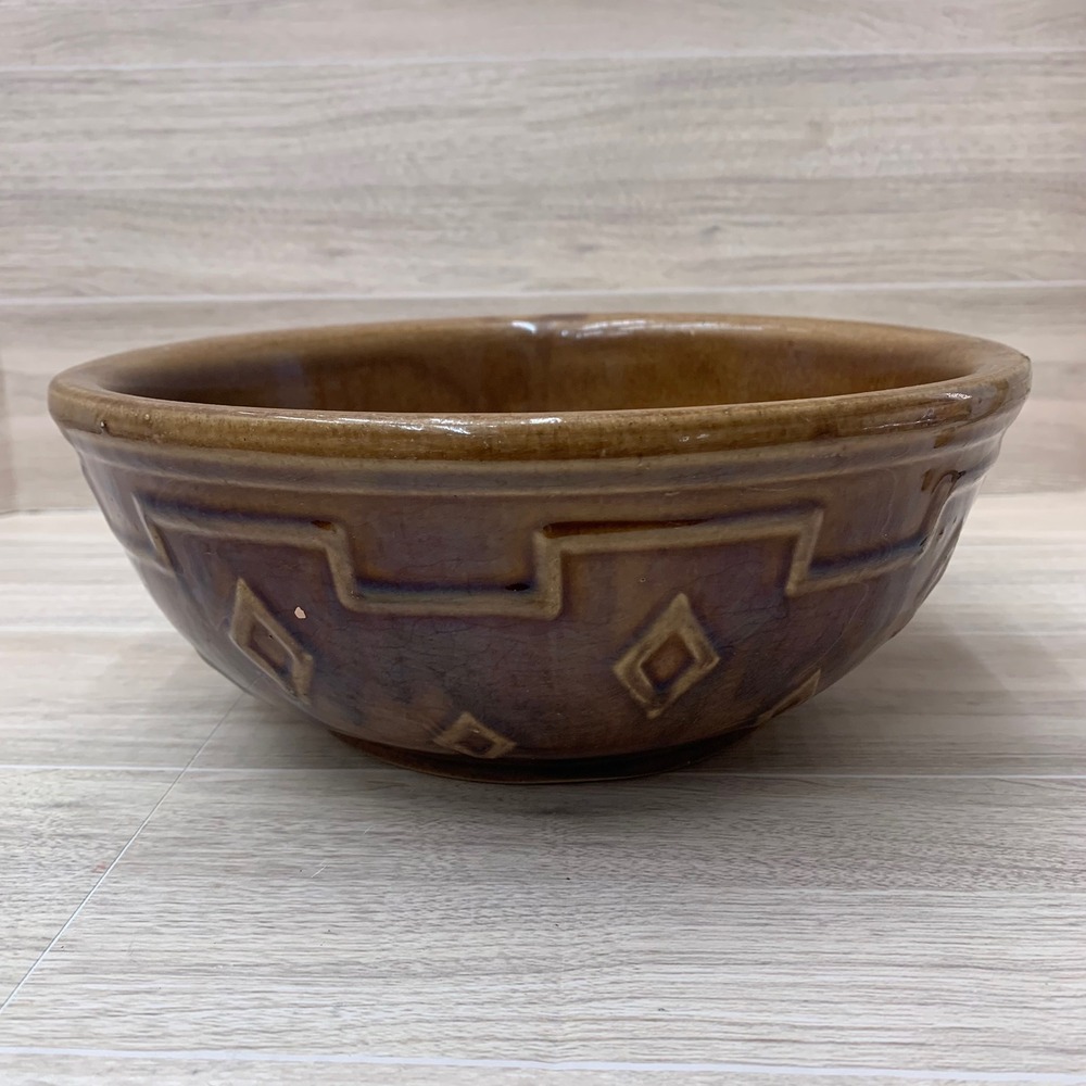 Vintage Monmouth USA Pottery Brown Stoneware Mixing Bowl Geometric Embossed‎